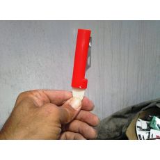Aşı Bıçağı Kırmızı Plastik Saplı